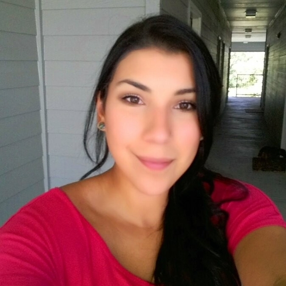 Meet your Posher, Maria - Picture 1 of 1